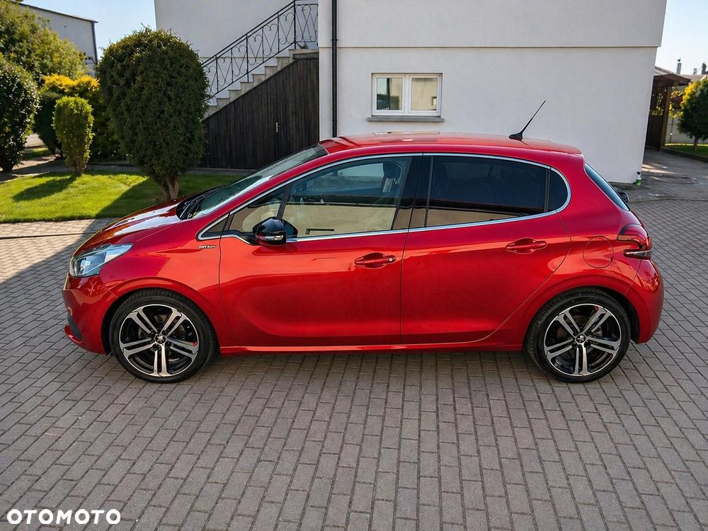 Peugeot 208 BlueHDi 100 GT Pack - 3