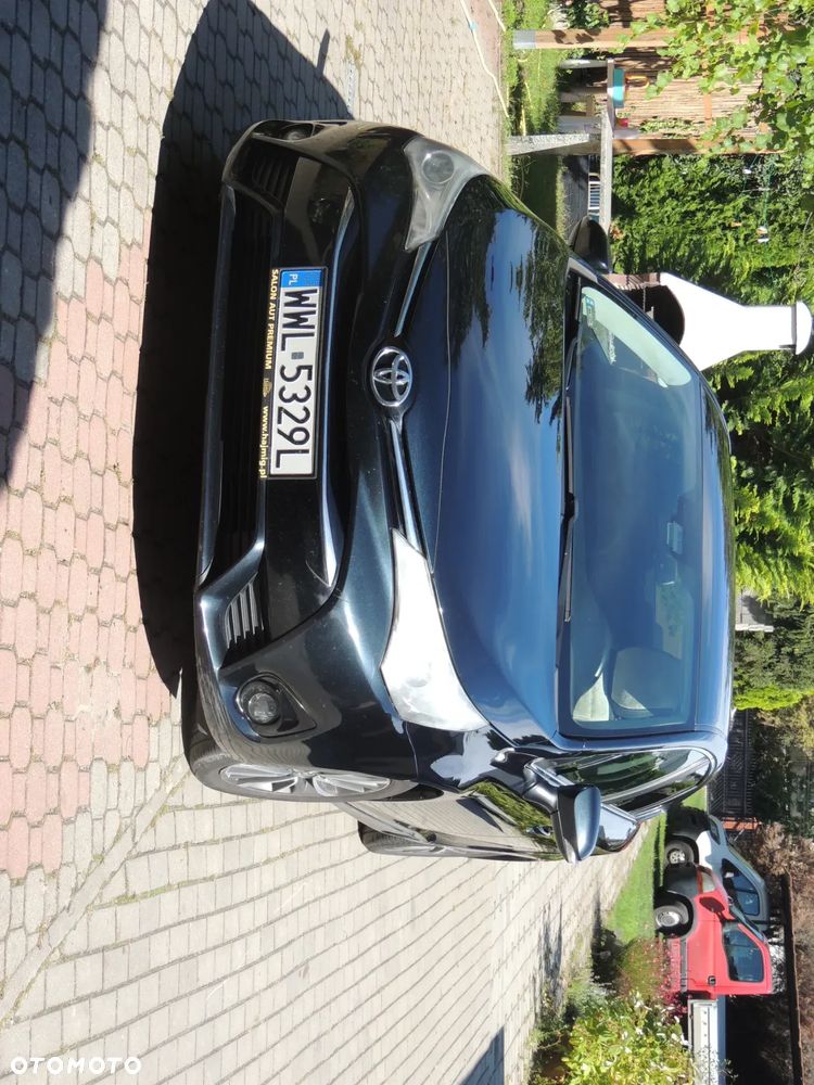 Toyota Avensis 2.0 D-4D Premium - 15