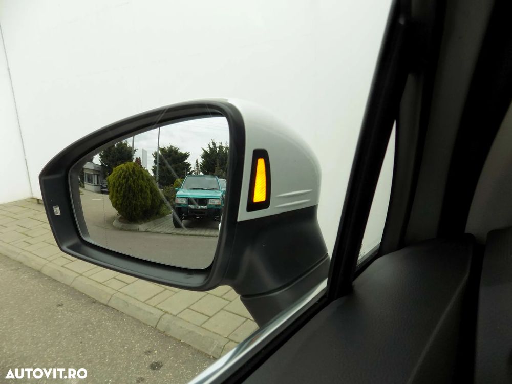 Volkswagen Tiguan 2.0 TDI SCR 4MOTION DSG Elegance - 18