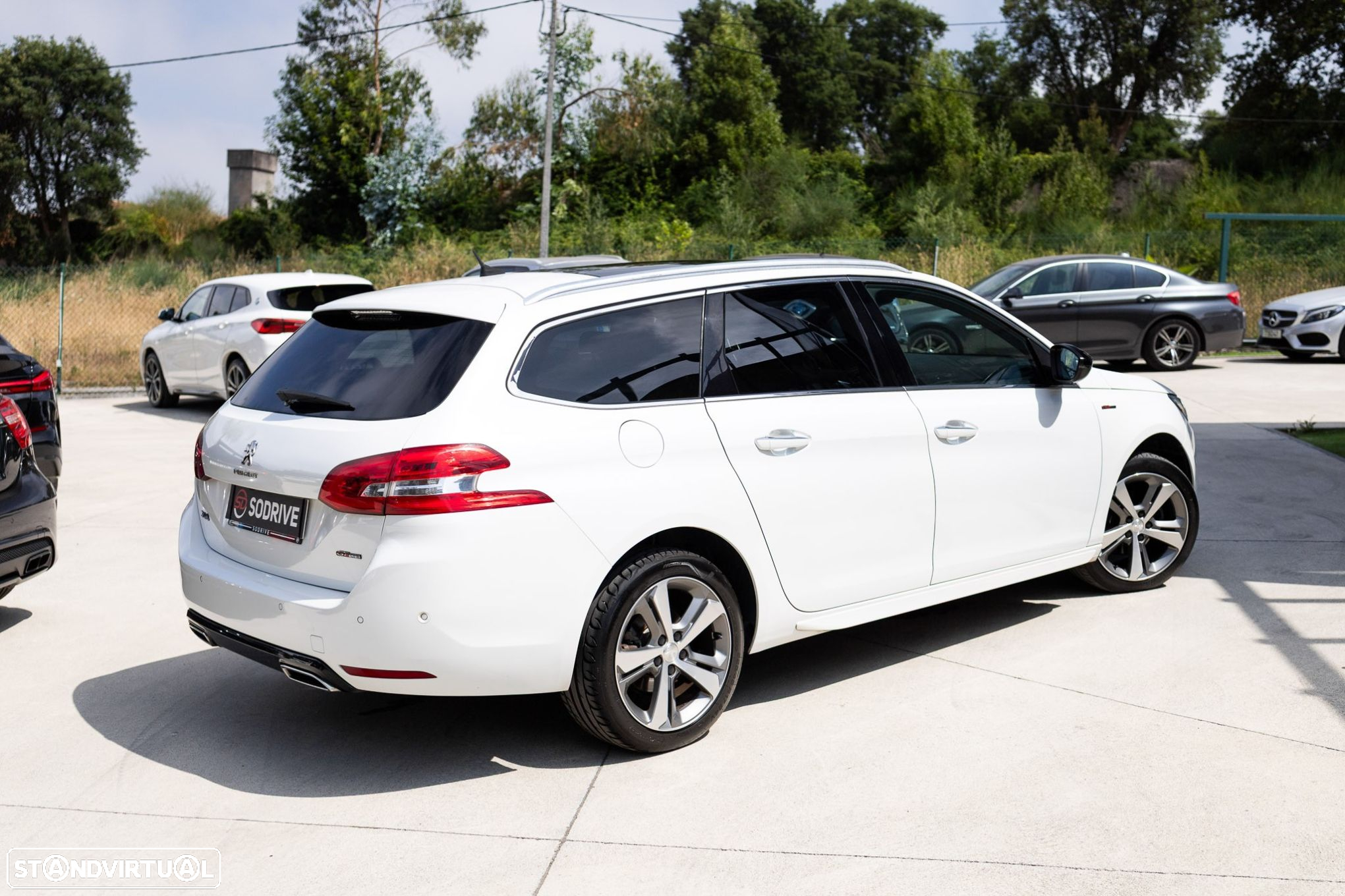 Peugeot 308 SW 1.6 BlueHDi GT Line - 19