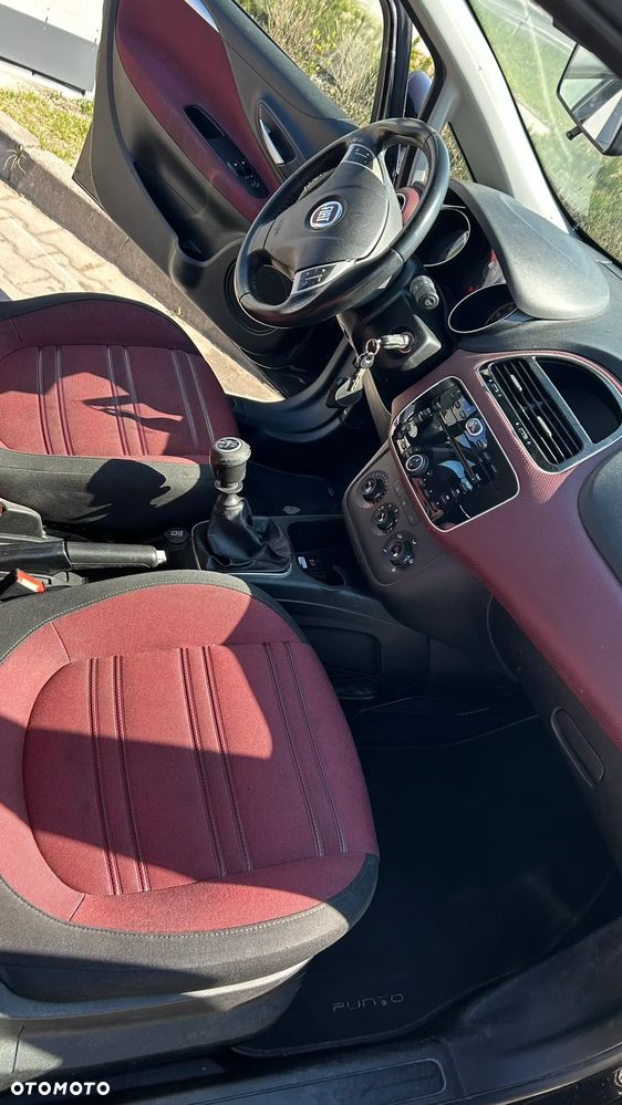 Fiat Punto Evo 1.4 8V Estiva Blue&Me - 5