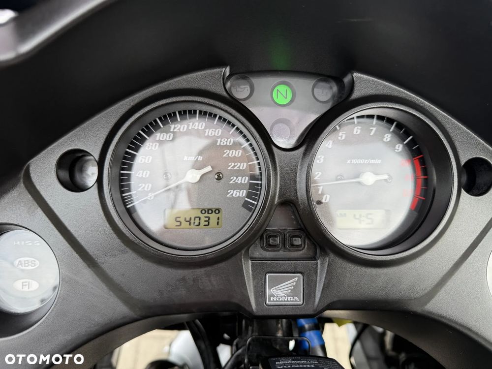 Honda CBF - 16