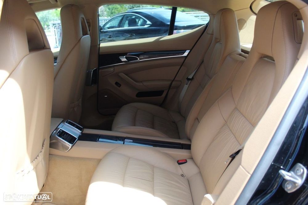 Porsche Panamera Platinum Edition - 18