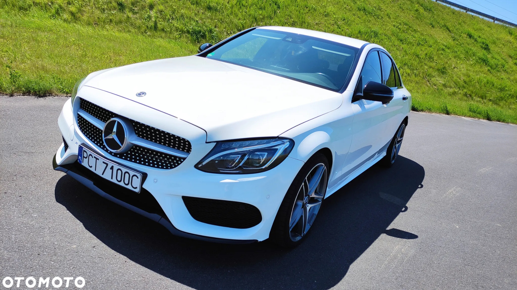 Mercedes-Benz Klasa C 300 9G-TRONIC AMG Line - 2
