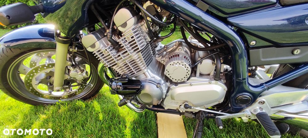 Yamaha XJ - 16