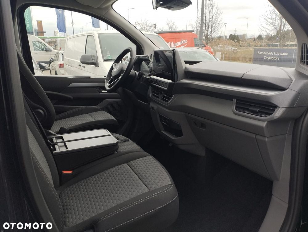 Volkswagen Caravelle - 19