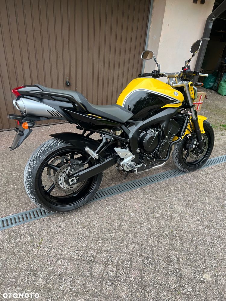Yamaha FZ6 - 2