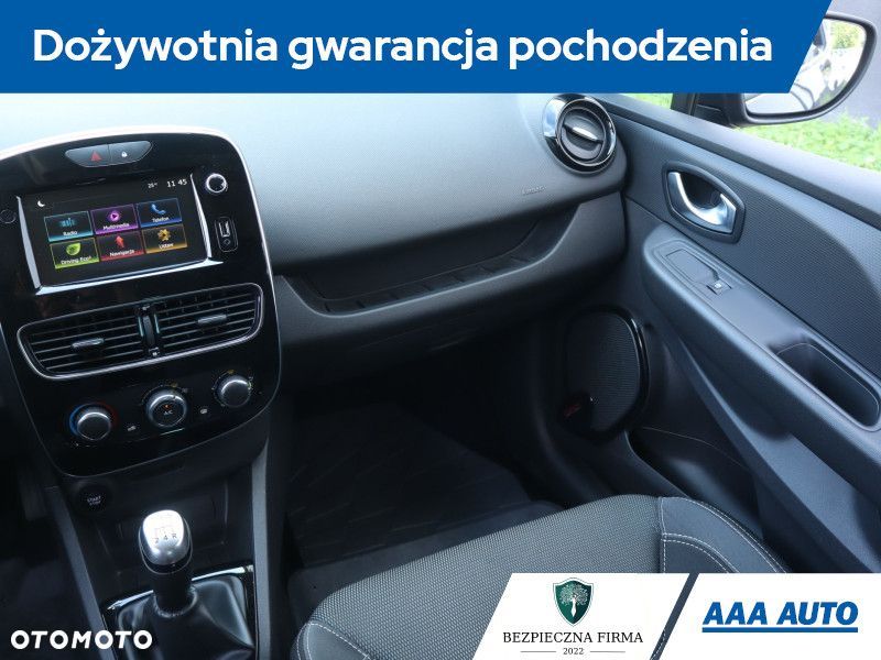 Renault Clio - 10
