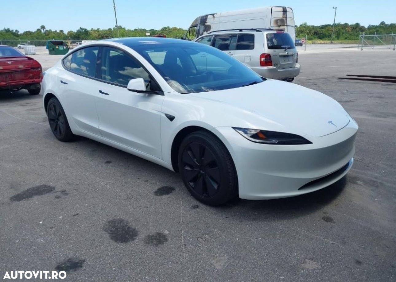 Tesla Model 3 Standard Reichweite Plus Hinterradantrieb - 1