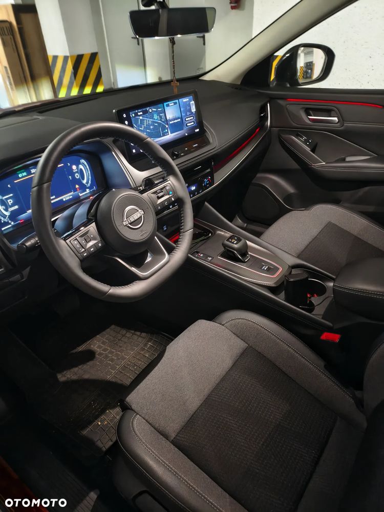 Nissan Qashqai 1.3 DIG-T mHEV N-Connecta Xtronic - 17
