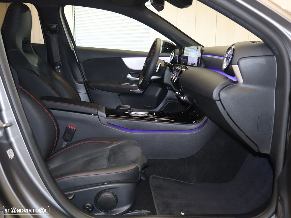 Mercedes-Benz A 180 7G-DCT AMG Line - 17