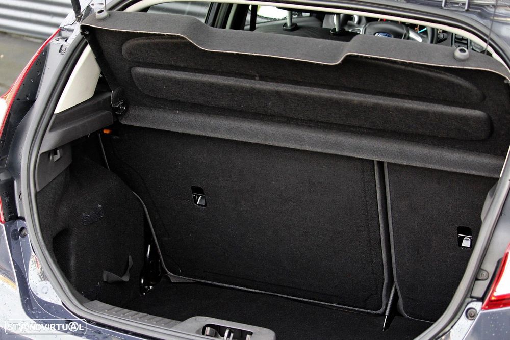 Ford Fiesta 1.0 T EcoBoost Titanium PowerShift - 11