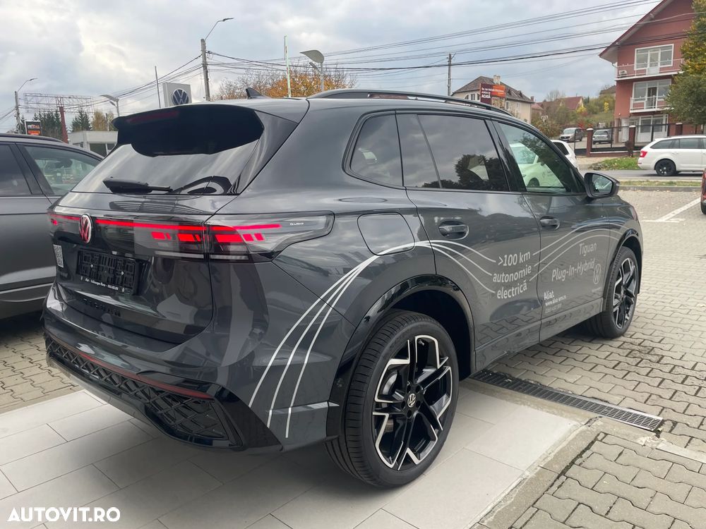 Volkswagen Tiguan - 7