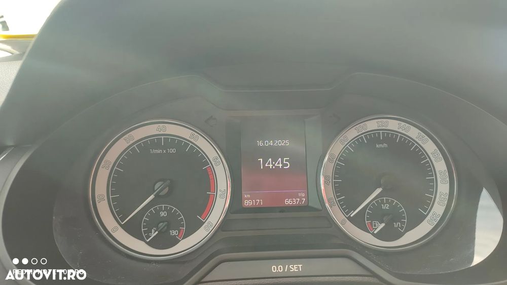 Skoda Octavia Combi 1.5 TSI Style - 6