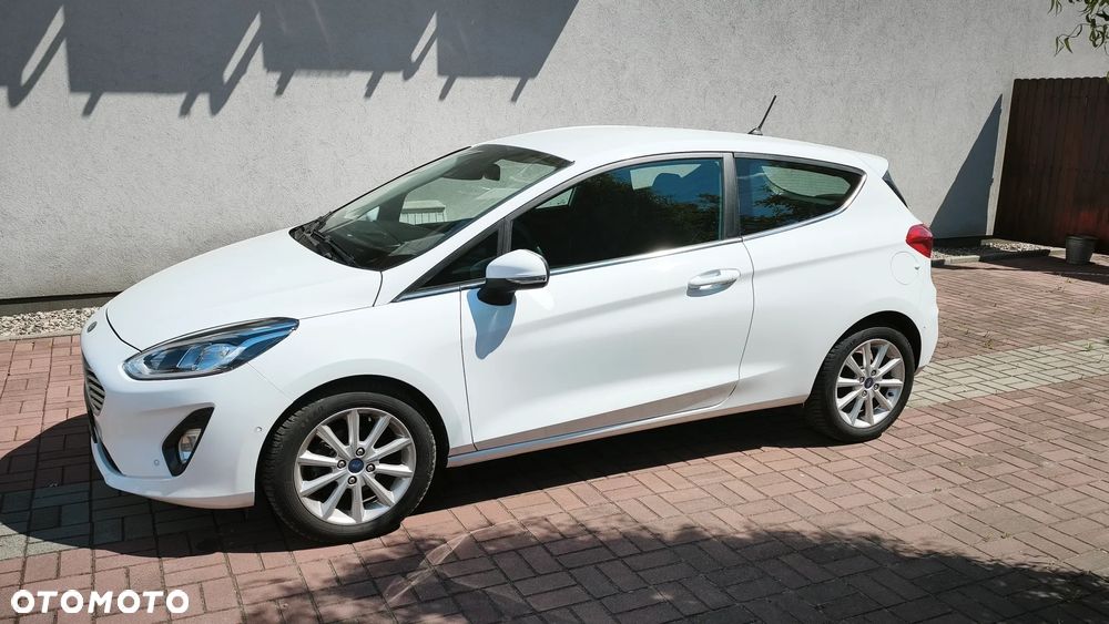 Ford Fiesta 1.0 EcoBoost Powershift Titanium - 5
