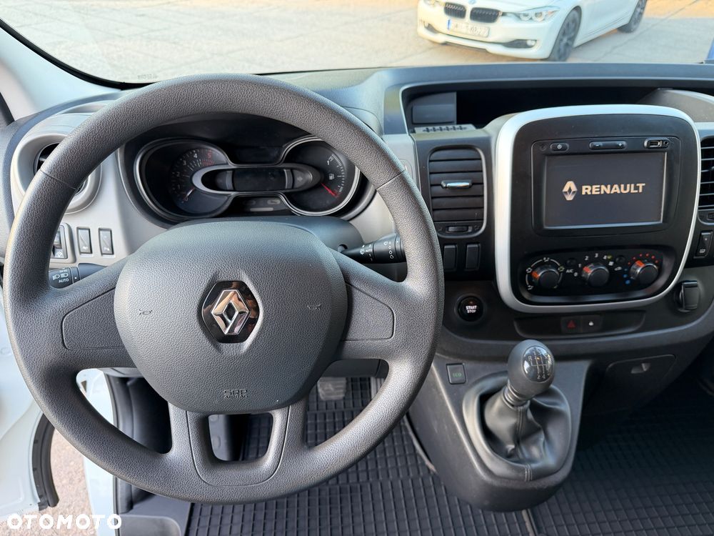 Renault Trafic - 15