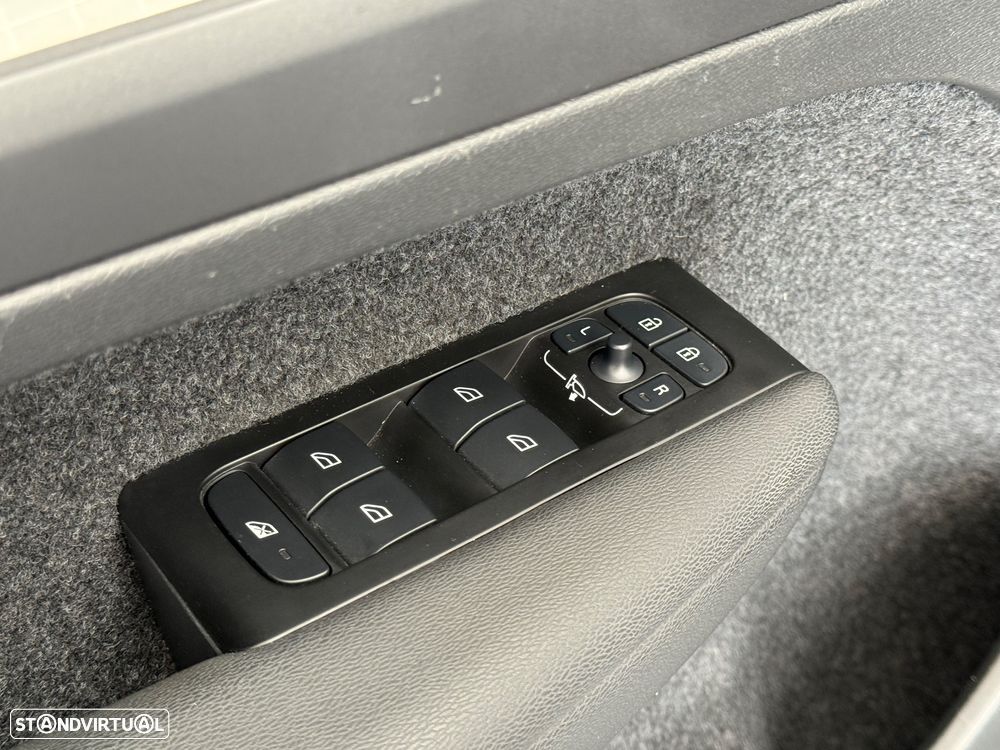 Volvo XC 40 1.5 T4 PHEV Inscription Expression - 10