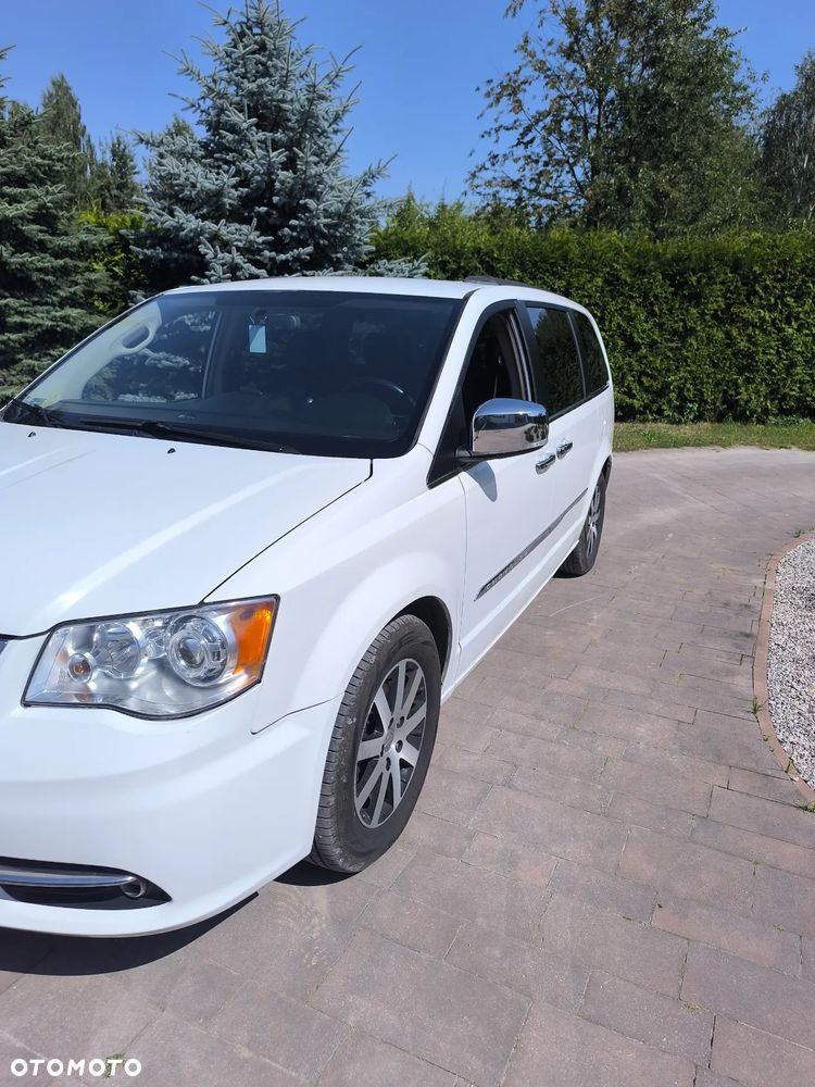 Chrysler Town & Country 3.6 Touring - 2