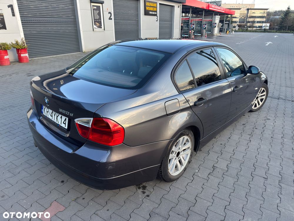 BMW Seria 3 - 12