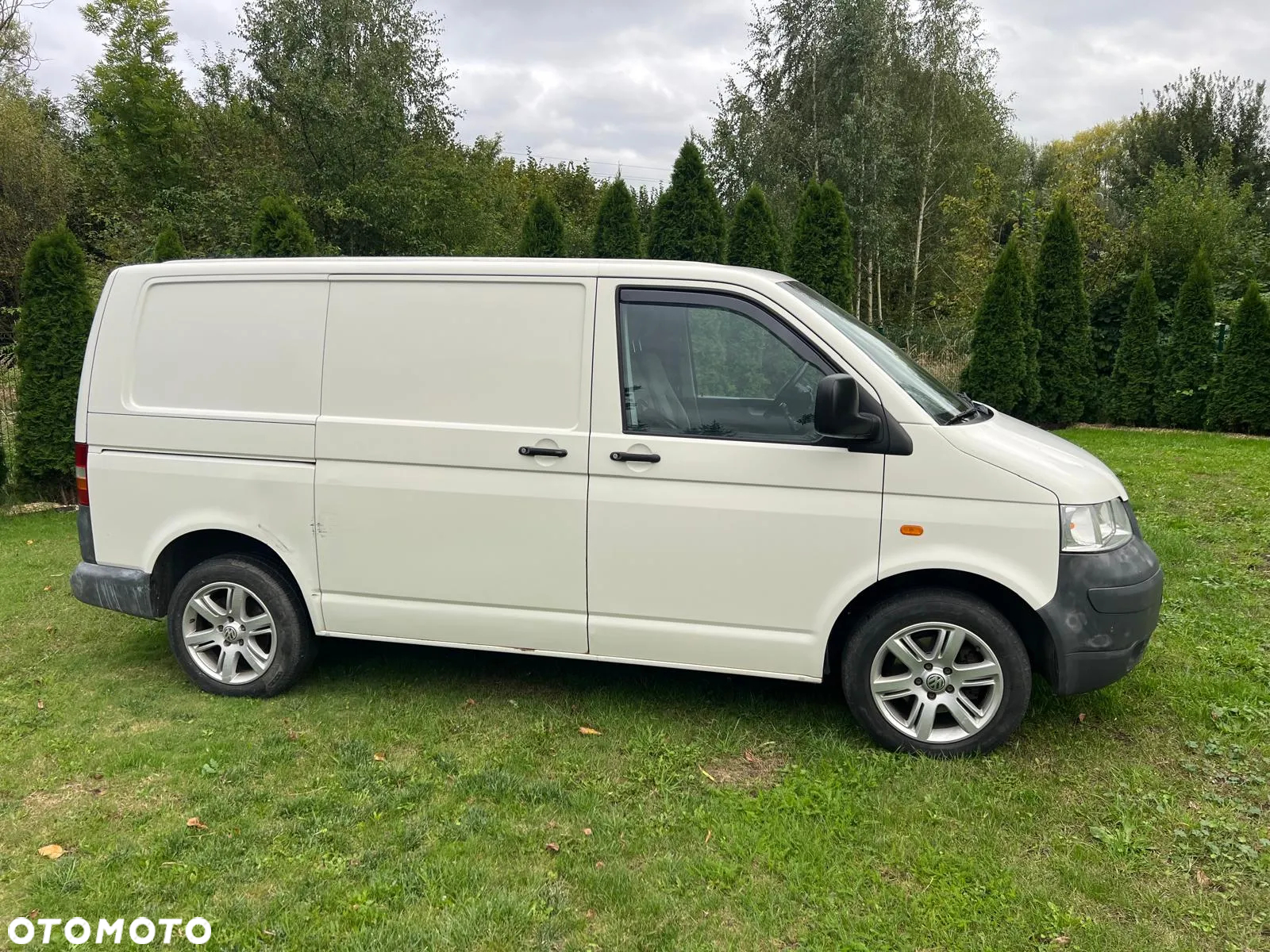 Volkswagen Transporter T5 TDI L1H1 - 2