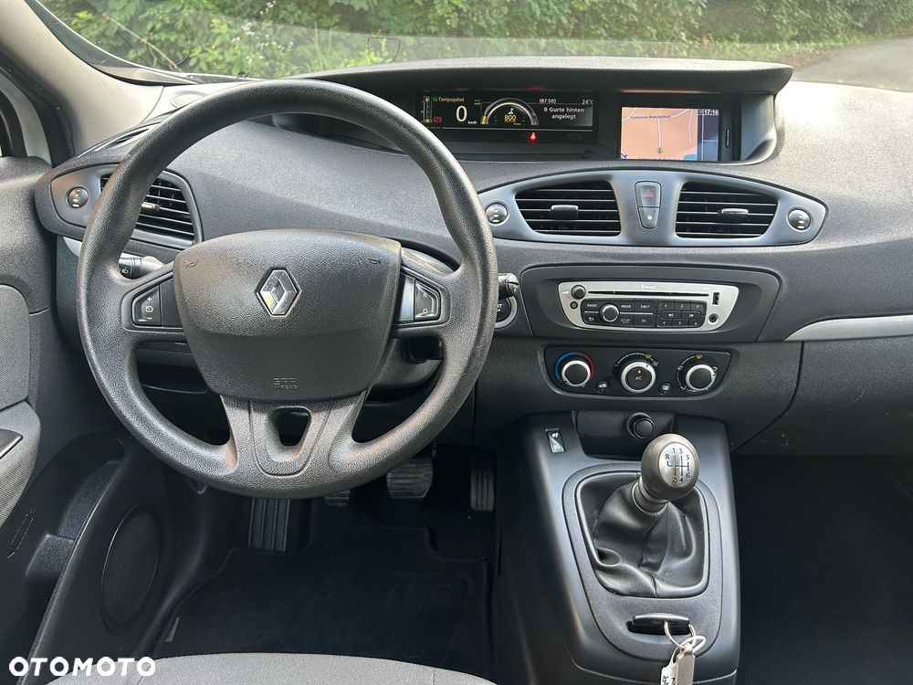 Renault Scenic 1.6 16V 110 TomTom Edition - 19