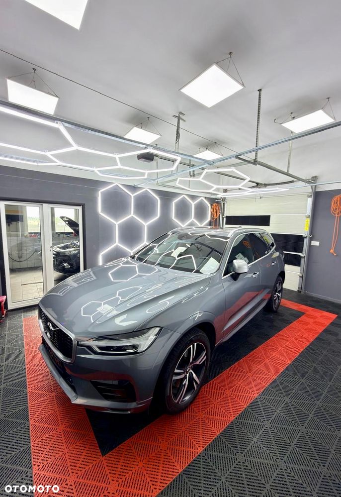 Volvo XC 60 D4 R-Design - 2
