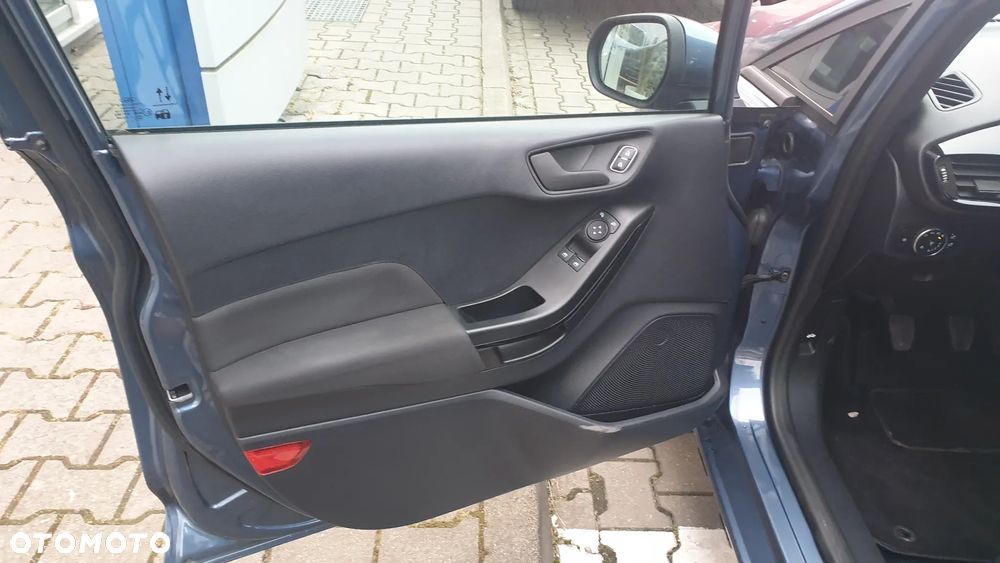 Ford Fiesta 1.1 Connected - 16