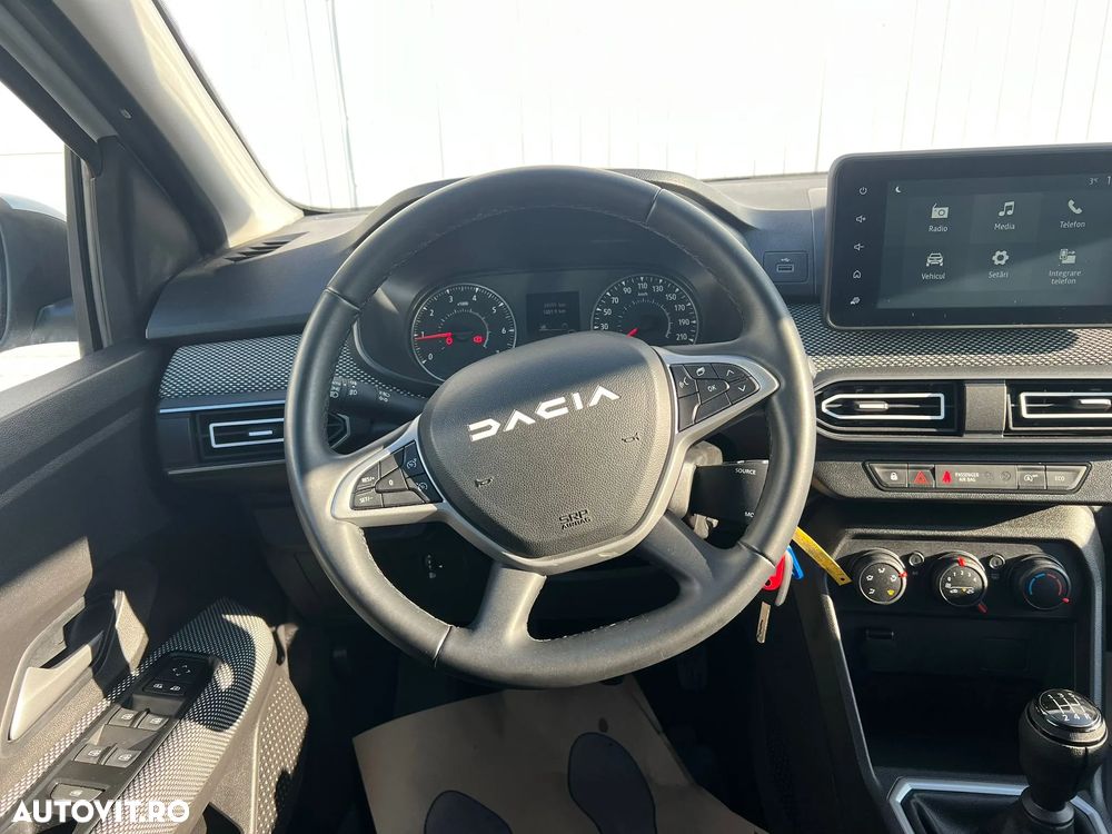 Dacia Sandero TCe 90 MT5 Expression - 17