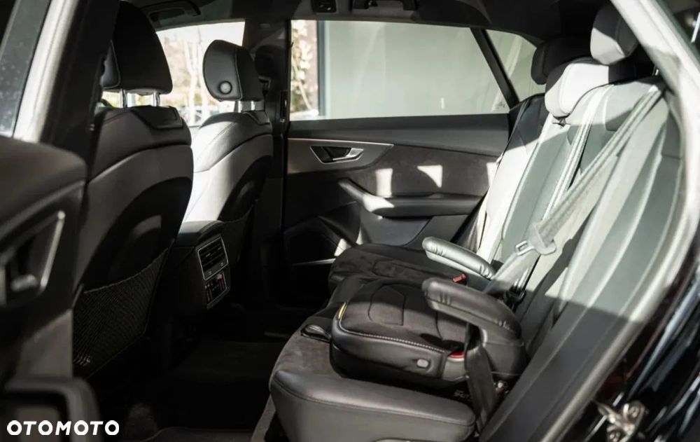 Audi RS Q8 TFSI mHEV Quattro Tiptronic - 10