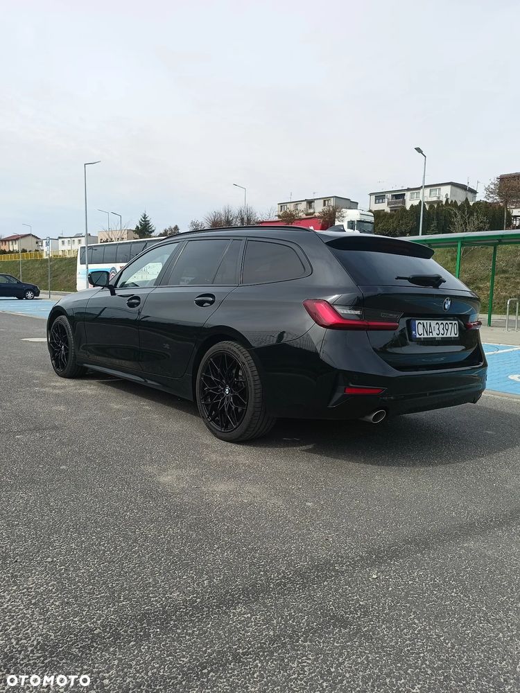 BMW Seria 3 318d mHEV - 7