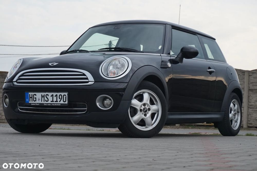 MINI Cooper Standard - 3