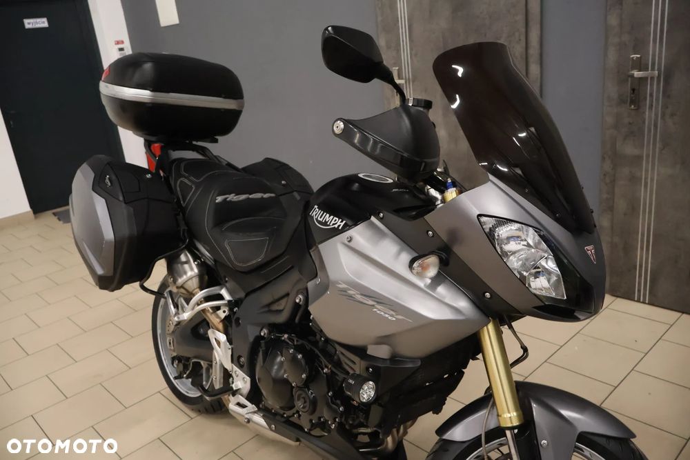 Triumph Tiger - 13