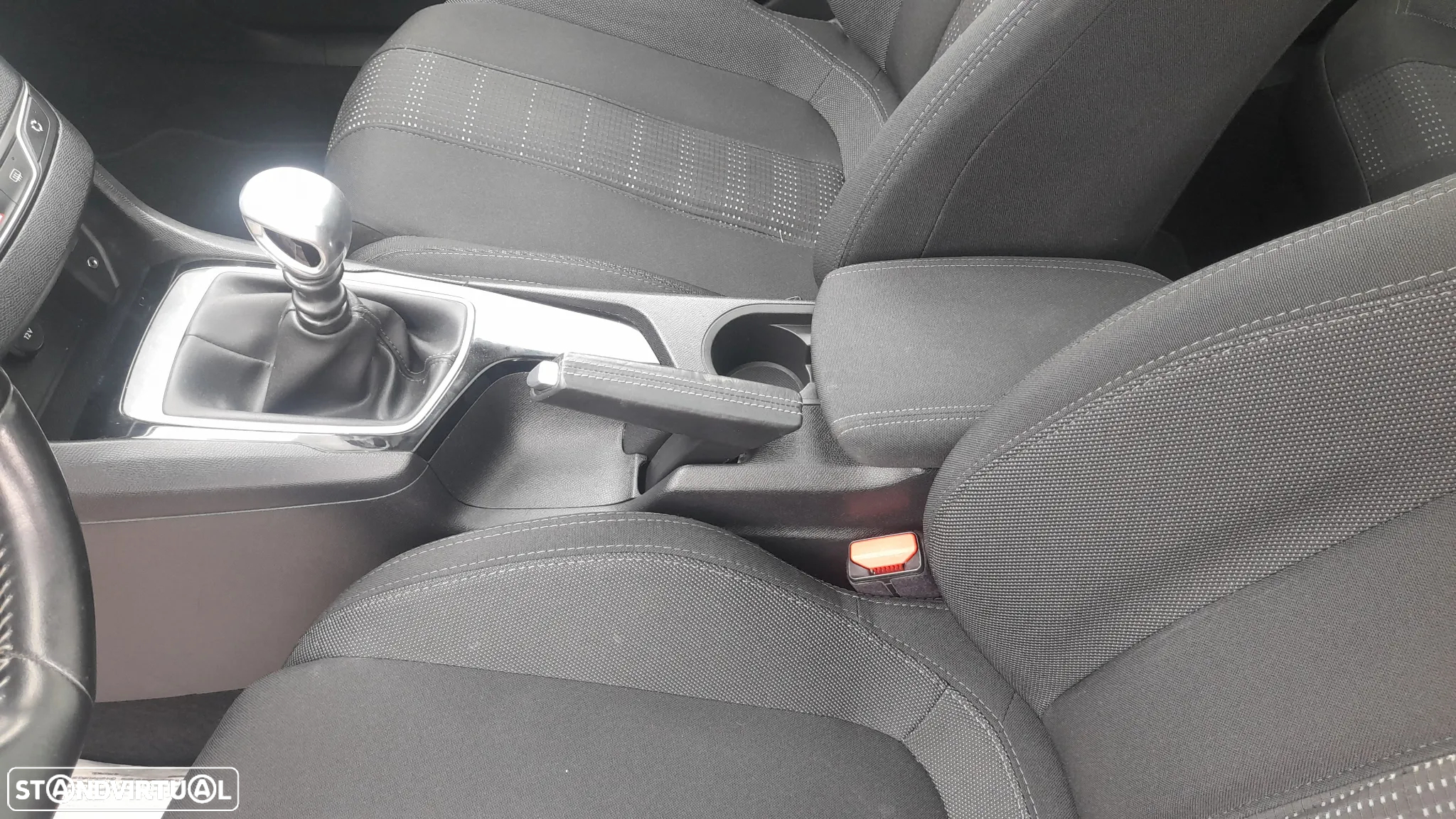 Peugeot 308 SW BlueHDi 120 Stop & Start Style - 24
