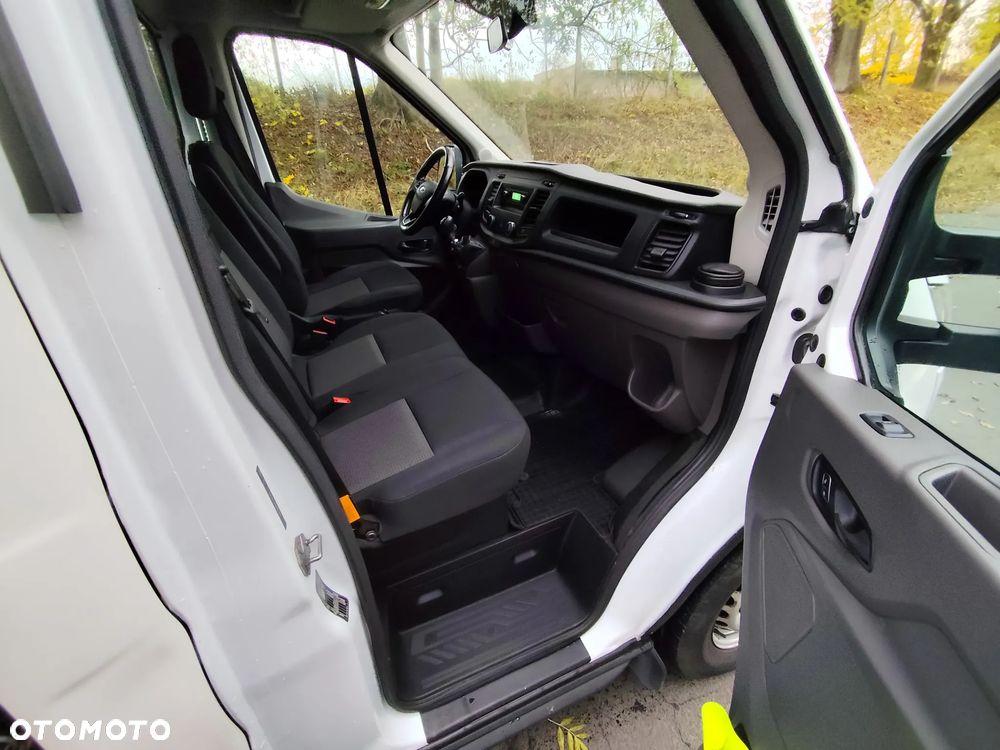 Ford Transit - 17