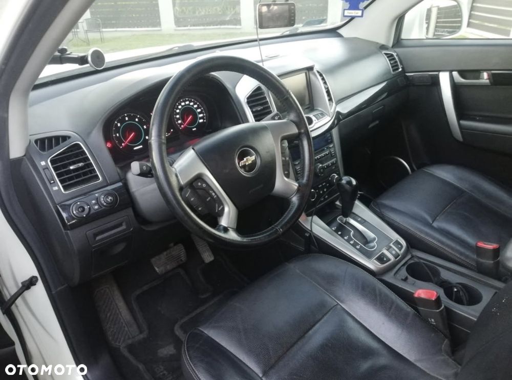 Chevrolet Captiva 2.2 D LTZ - 7