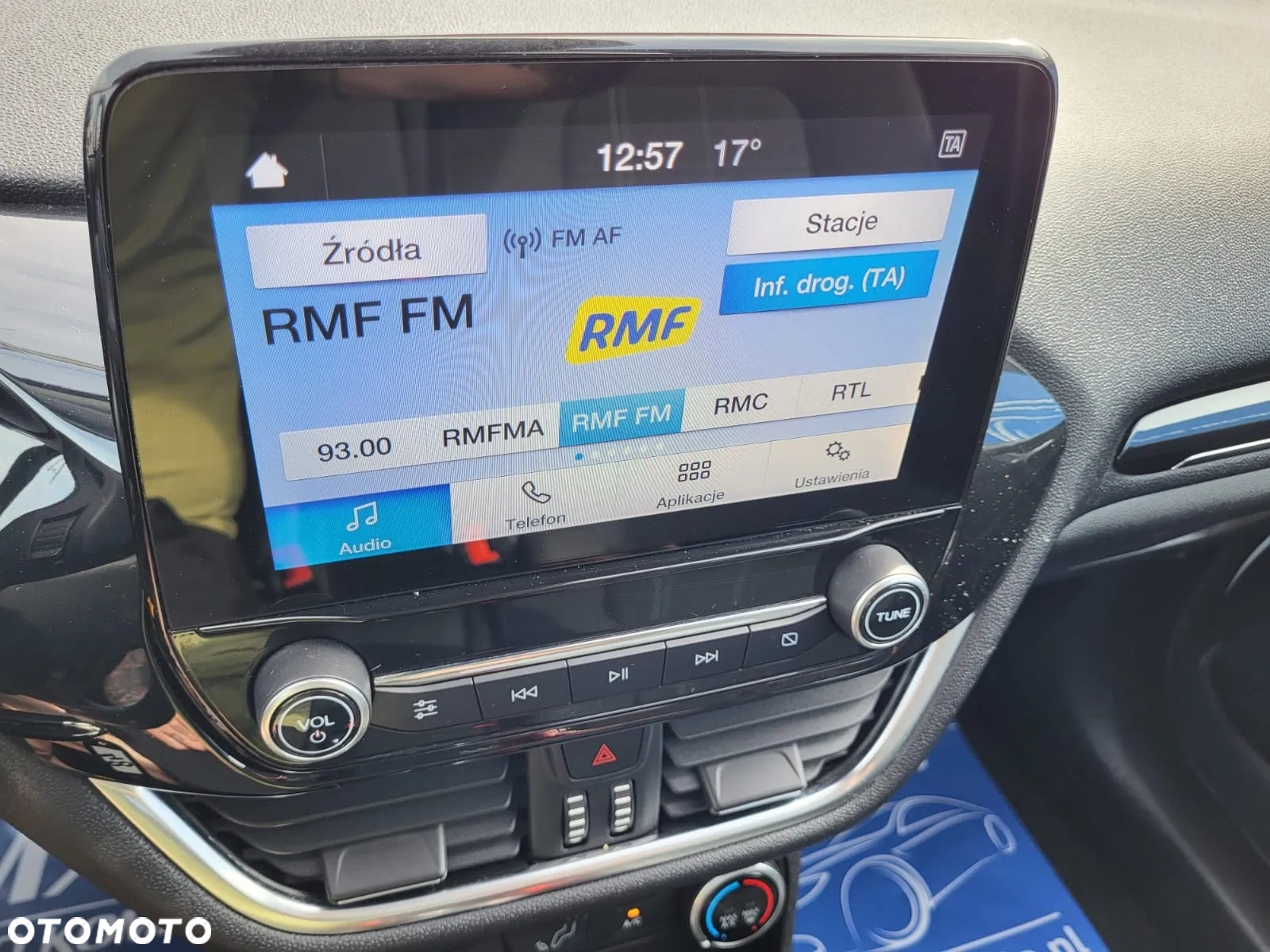 Ford Fiesta 1.0 EcoBoost S&S ACTIVE COLOURLINE - 24