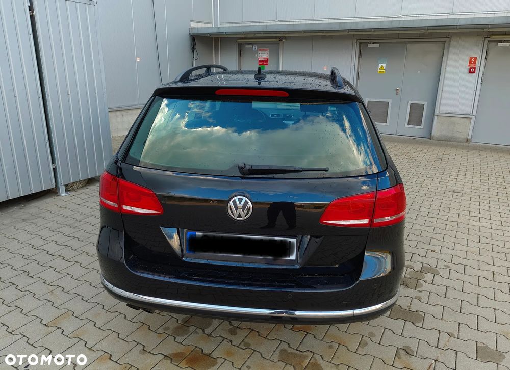 Volkswagen Passat Variant 2.0 TDI BlueMotion Technology Highline - 20