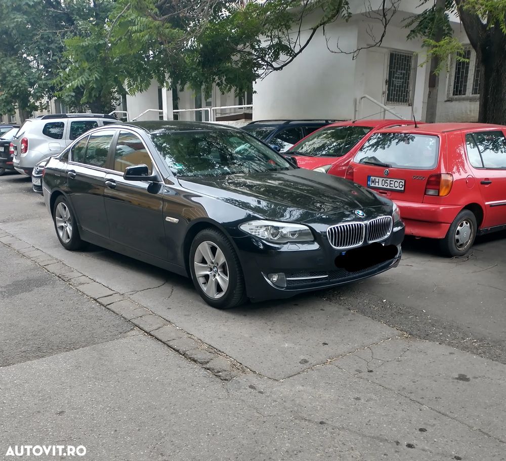 BMW Seria 5 520d - 13