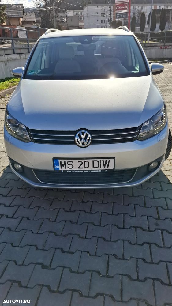 Volkswagen Touran 2.0 TDI DPF BlueMotion Technology DSG Comfortline - 1