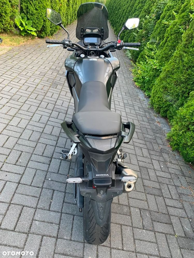 Honda CB - 12