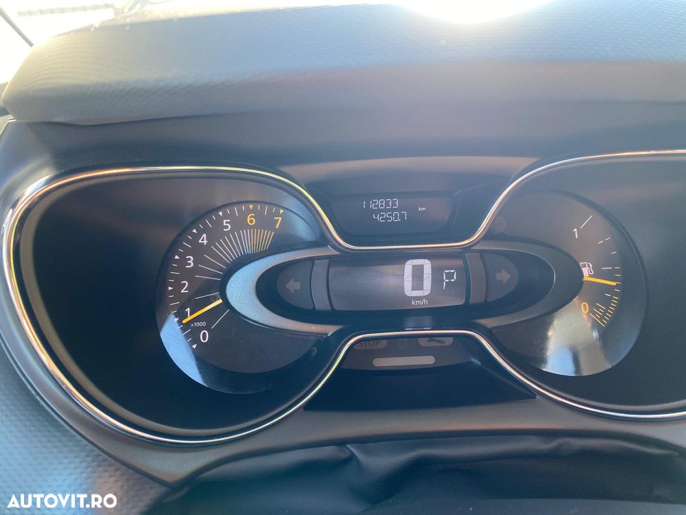 Renault Captur - 15