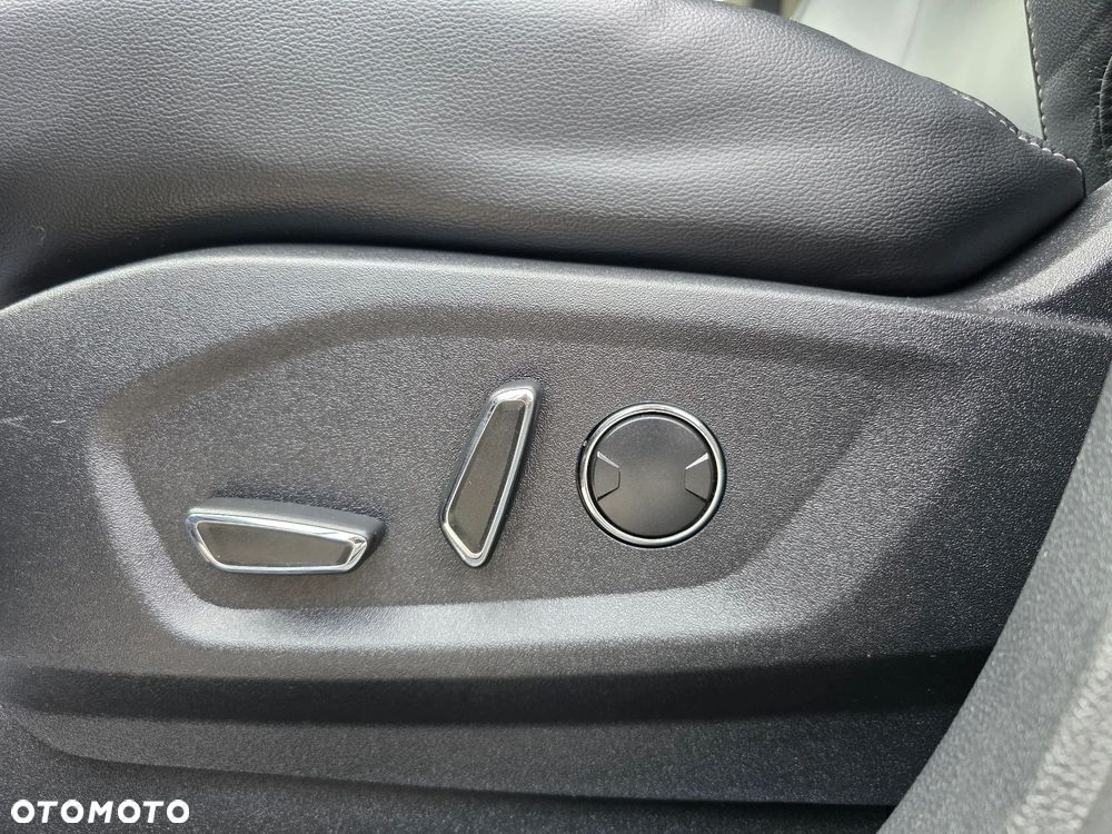 Ford S-Max 2.0 TDCi Titanium - 18