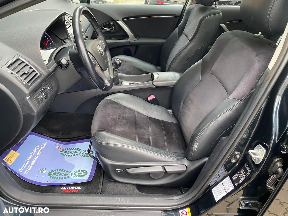 Toyota Avensis Combi 2.0 D-4D - 4