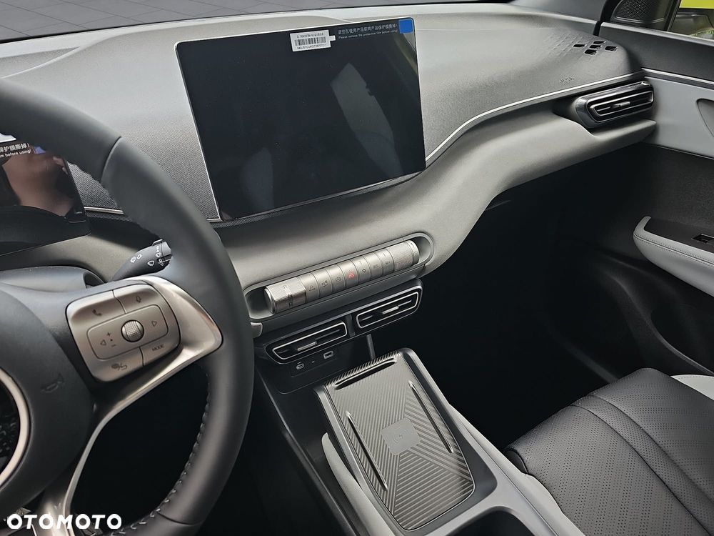 BYD Dolphin Surf - 12