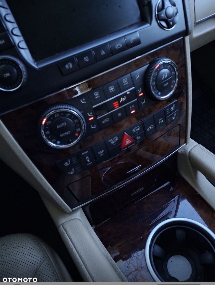 Mercedes-Benz ML 320 CDI 4-Matic - 22