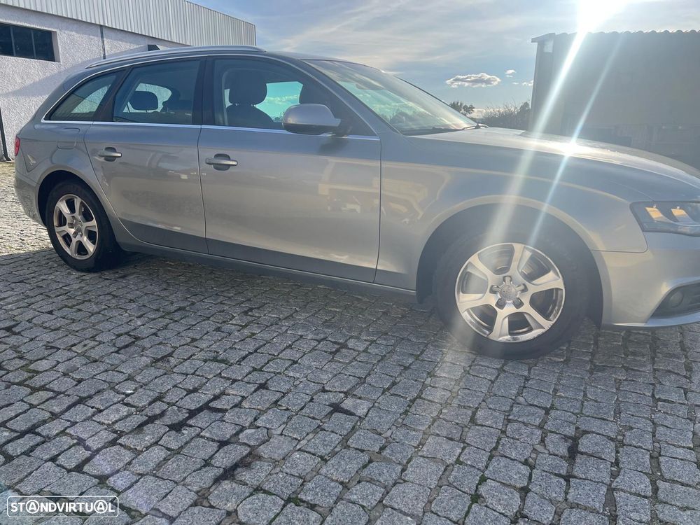 Audi A4 Avant 2.0 TDI DPF Ambition - 3