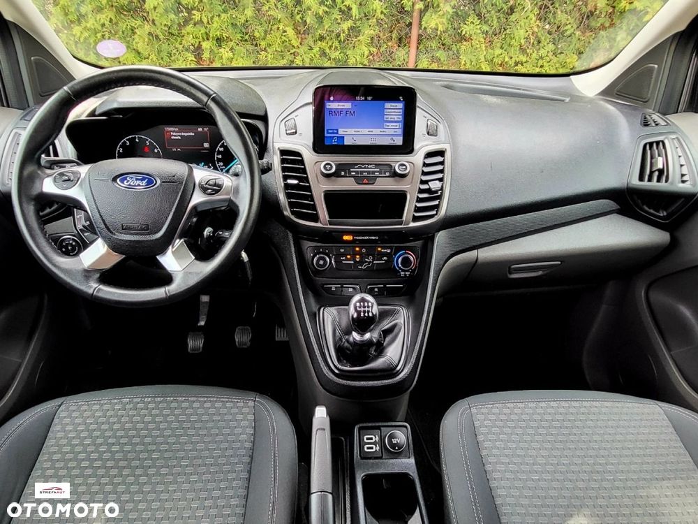 Ford Tourneo Connect - 26
