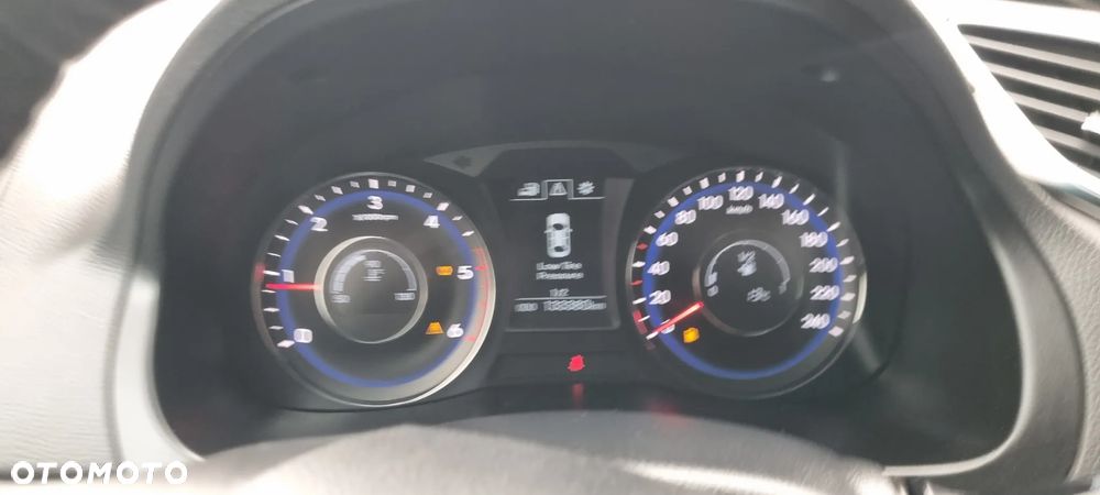 Hyundai i40 - 13