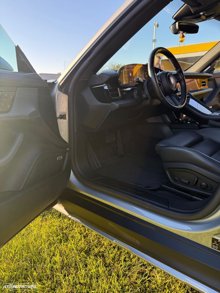 Porsche Taycan Cross Turismo Sport Black Edition - 9