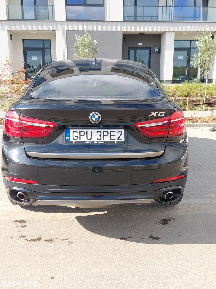 BMW X6 - 11